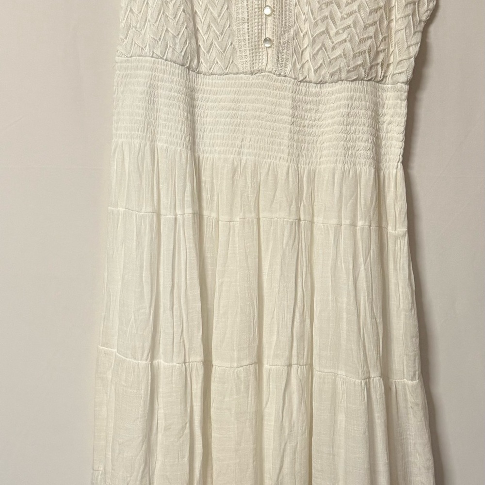 Elegant White Maxi Dress